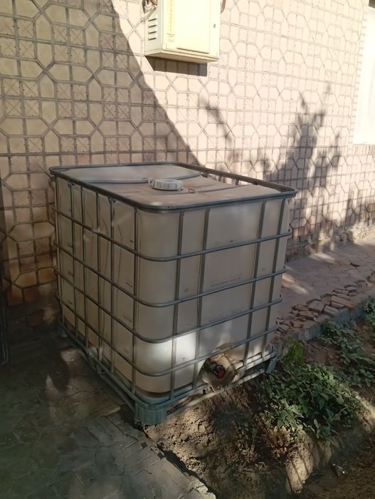 Бочка кубовка 1 т