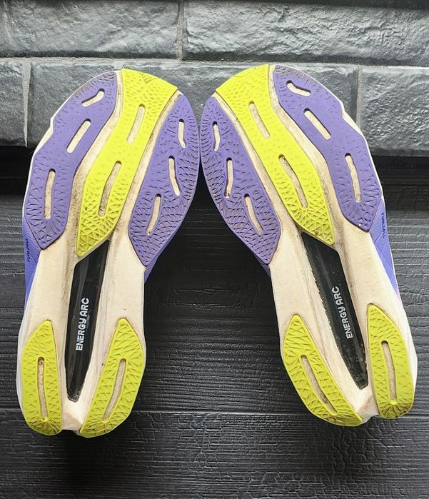 New Balance Supercomp Elite v4