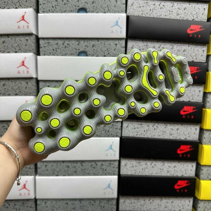 Nike Air Liquid MAX 36-47.5