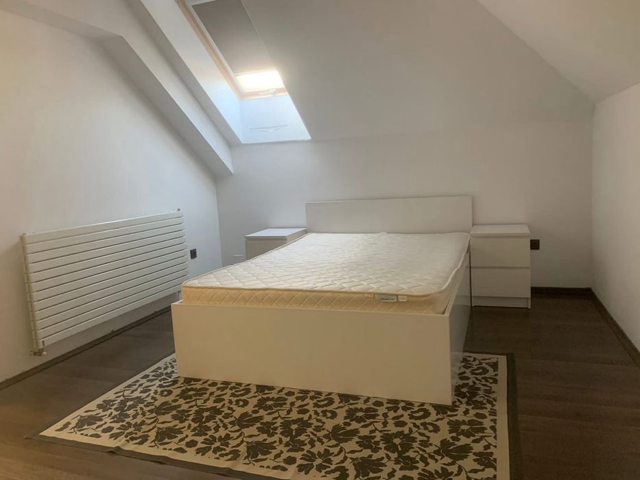 Inchiriez apartamnt 3 camere la casa