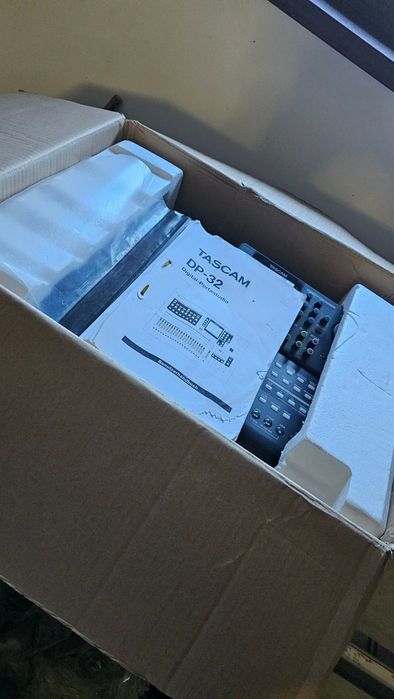 Recorder digital Tascam DP 32SD