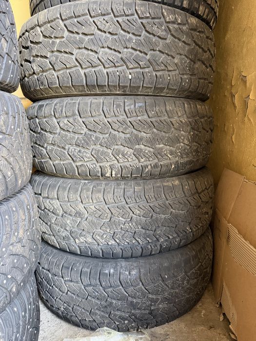 Продам резину на 18