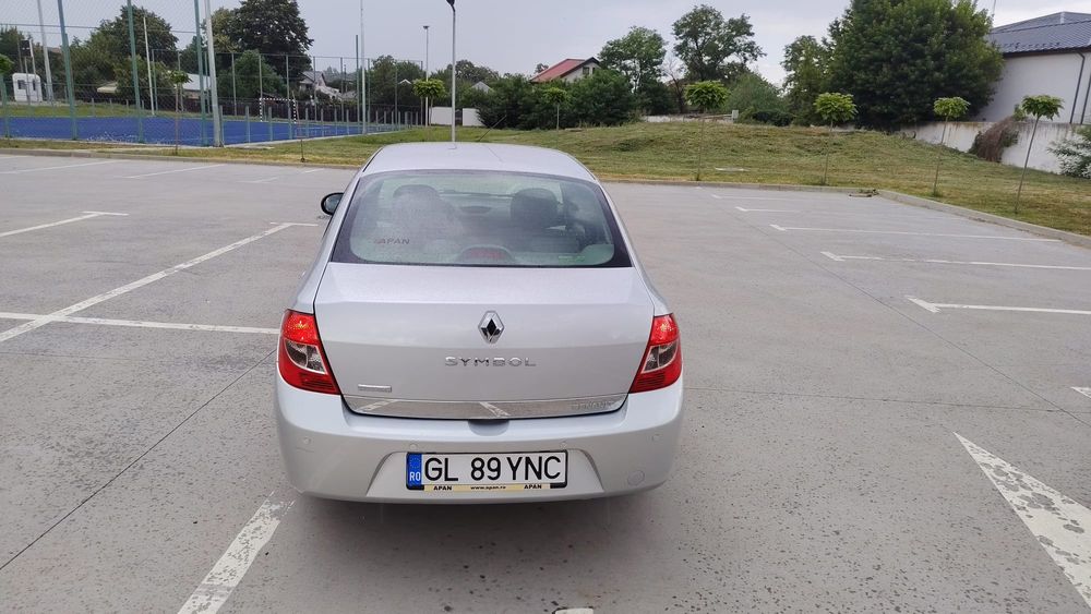 RENAULT Symbol 2011 — imagine 2