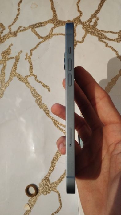 Продается или обменяю Айфон 14+