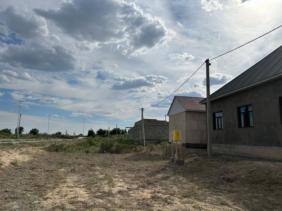 Байтерек 1 де, 17 көшеде,№6 үй сатылады