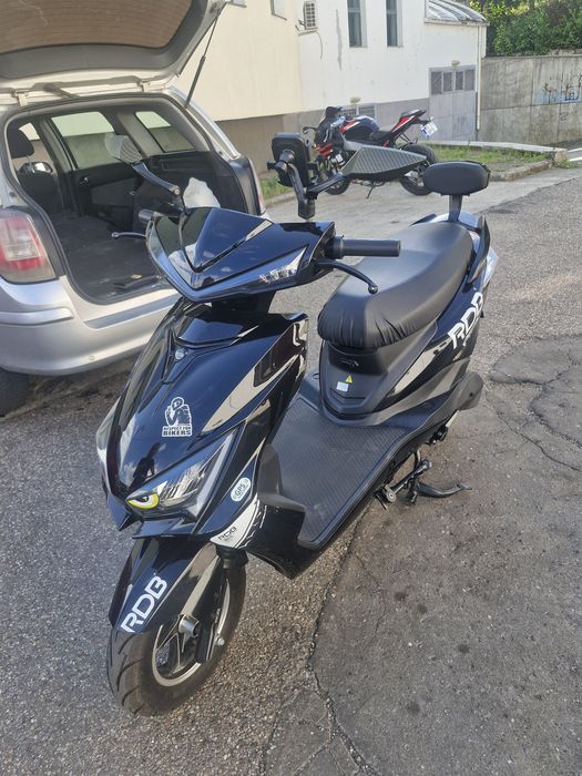 Vand Scooter Electric