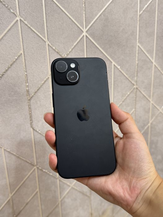 iPhone 15 б/у 128 гб