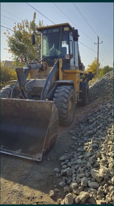 Шофер погрузчик..