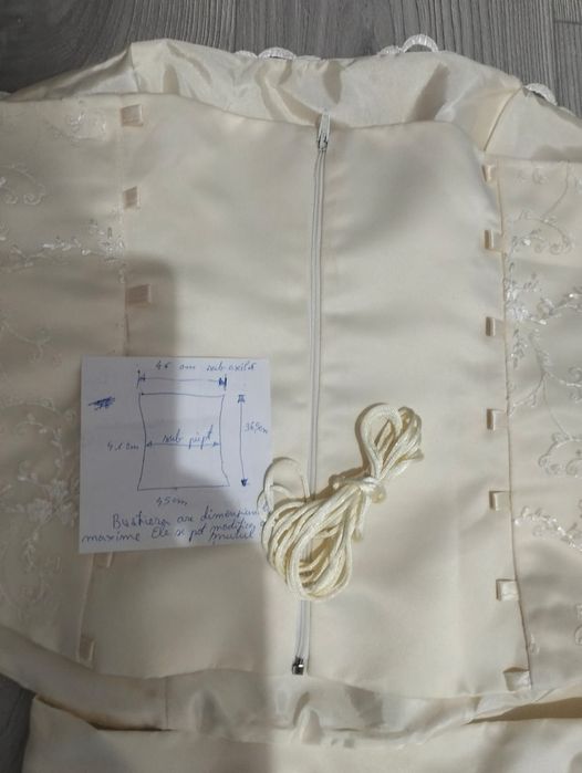 Rochie mireasa din două piese