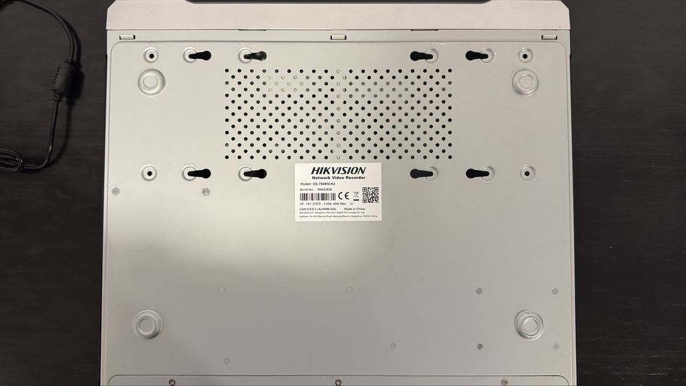 Hikvision DS7806NI-K2 NVR-8 camere