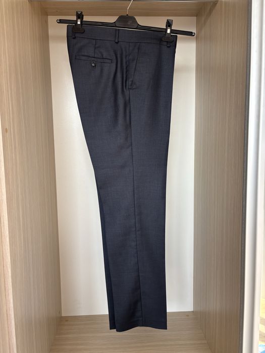 Мъжки костюм отлично състояние