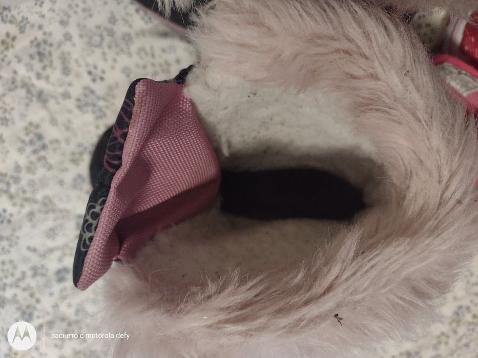 ЛОТ бебешки ботушки и пантофи. За размери и въпроси пишете на съобщени