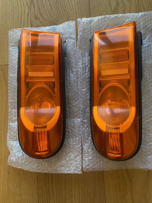 Фонари передние поворотники FJ Cruiser
