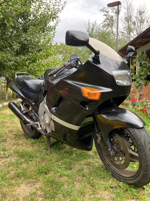 Kawasaki zzr 600