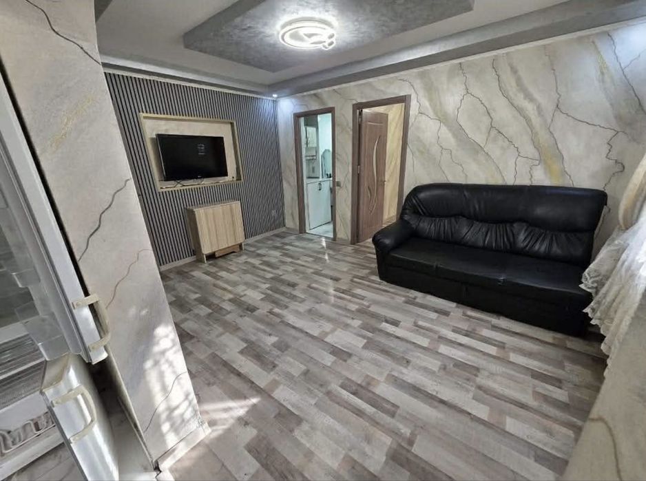 Apartament cu 2 camere, etajul 1, Str. Vasile Pârvan – vizavi de Casa Sturza