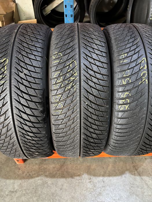 Anvelope Iarna 235/50/19 Michelin Pilot Alpin 5 235 50 19 R19
