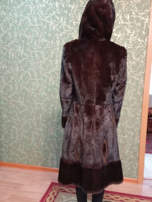 Норковая шуба коричневая