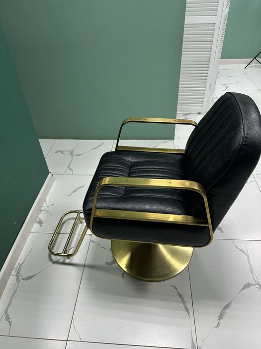 Парикмахерские красло