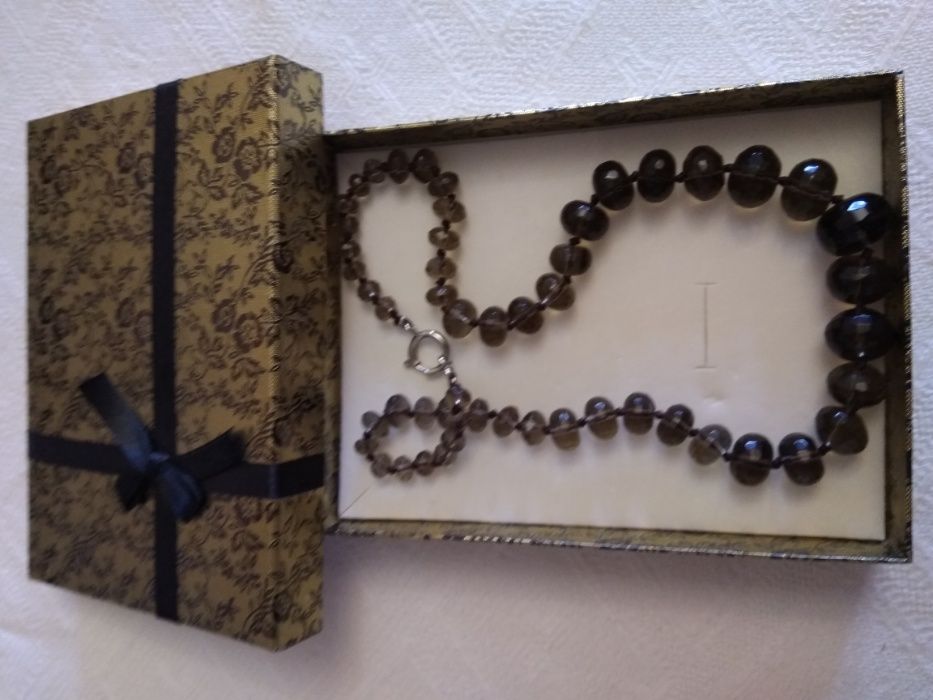 Стилно бижу в сиво