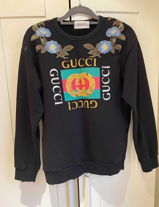 Суитчър а надпис Gucci