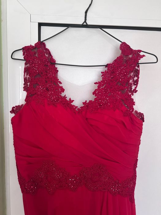 Абитуриентска рокля