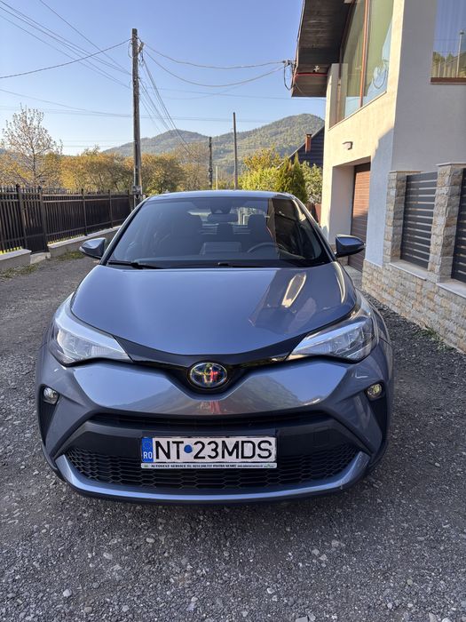 TOYOTA C-HR 2020 — imagine 2