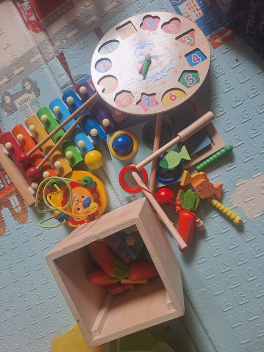 Развивающие игрушки