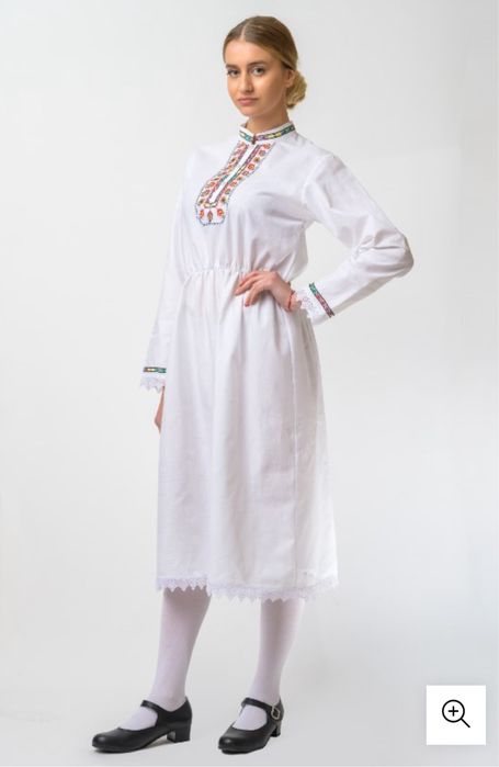 Дамска риза с шевици