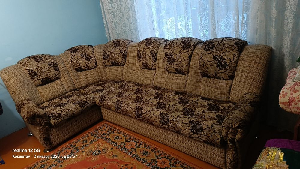 Диван угловой, фабричный