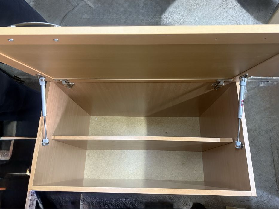 Продам шкаф в прихожую.