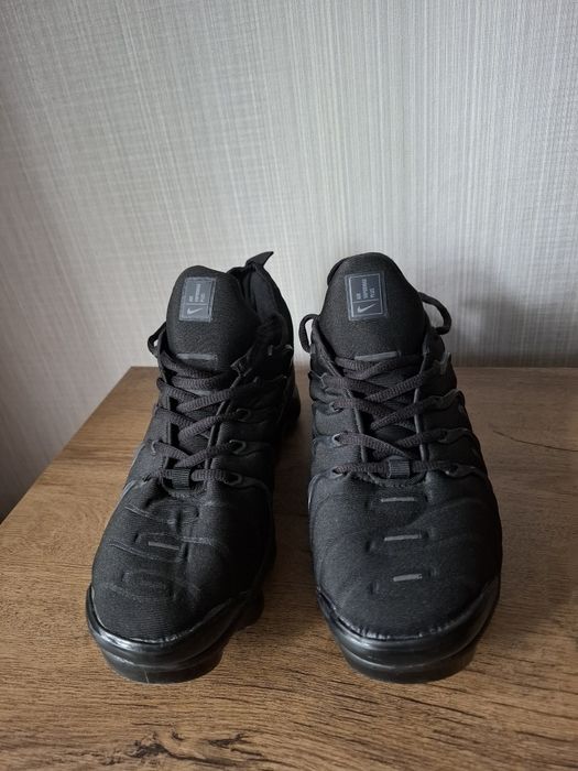 Nike Vapormax plus маратонки 44 номер.