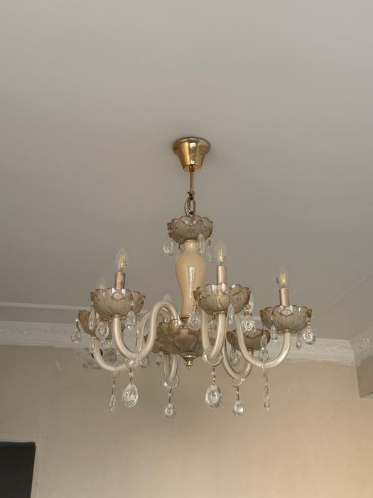 Люстры б/у можно штучно