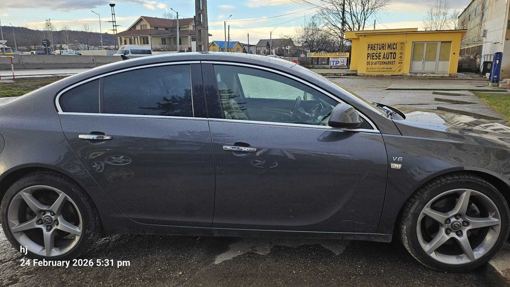 OPEL Insignia  2008