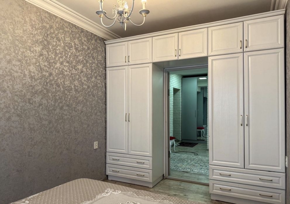 Срочно Ц 2 , 3х комнатная