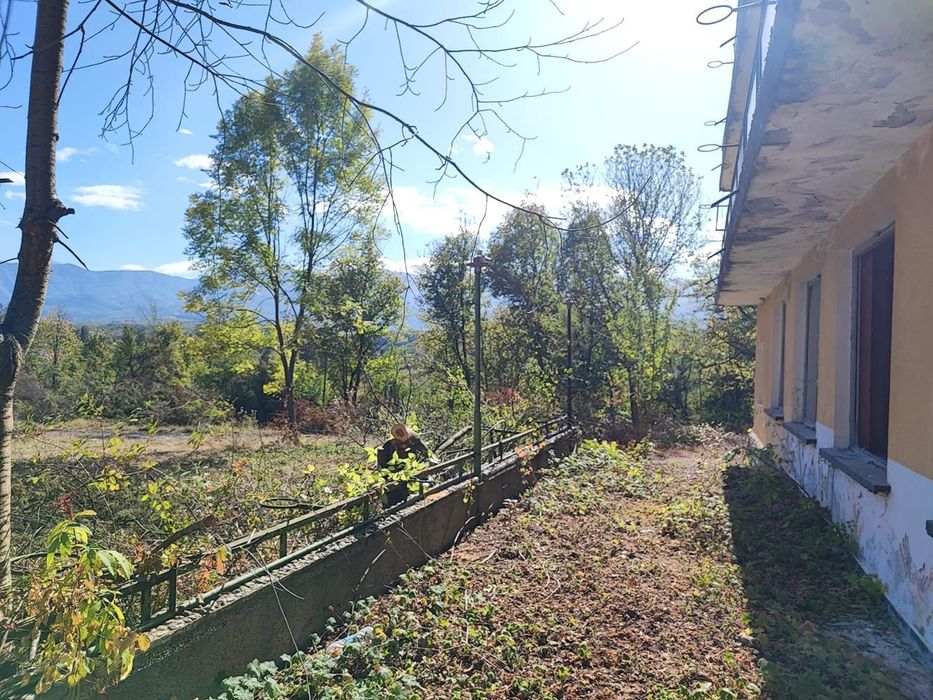 Хотел в гр.Априлци