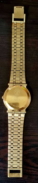 GUCCI ceas unisex vintage , damă in stare foarte buna , placat cu aur