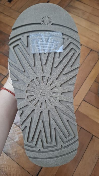 UGG  mini dipper