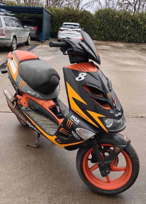 На ЧАСТИ Aprilia SR50