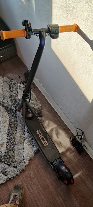 3 trotinete electrice