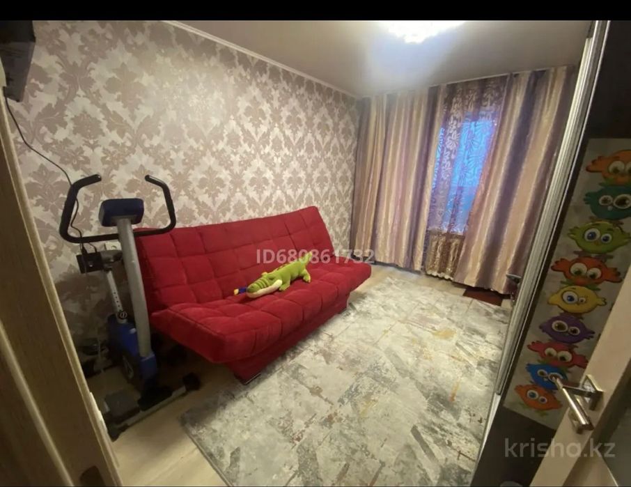 Продам 2 ком квартиру  1/5