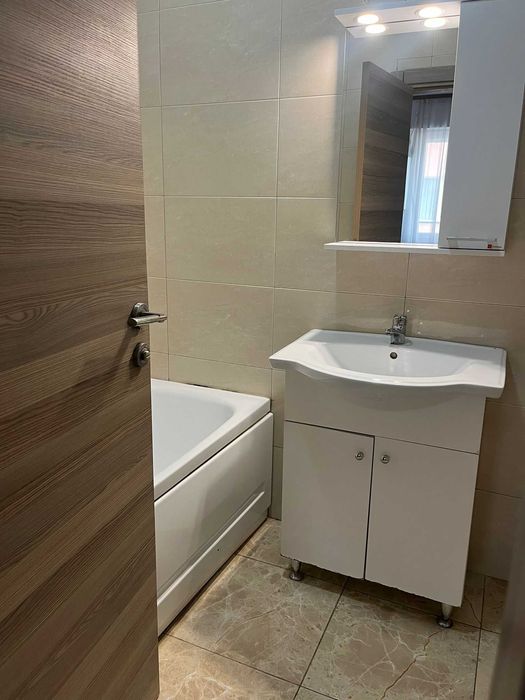 Inchiriez apartament Summerland - 3 camere Mamaia, langa Crazy