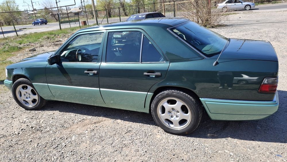 Мерседес 124 2.2 объем