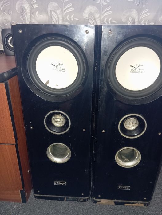 Продам музыкальные колонки