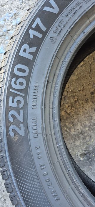 4 anvelope vara ca noi Semperit 225/60/17,dot 2021.Pretul este pe bucata.