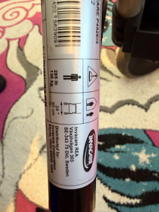 Продам ходунки с колесами/роллаторы