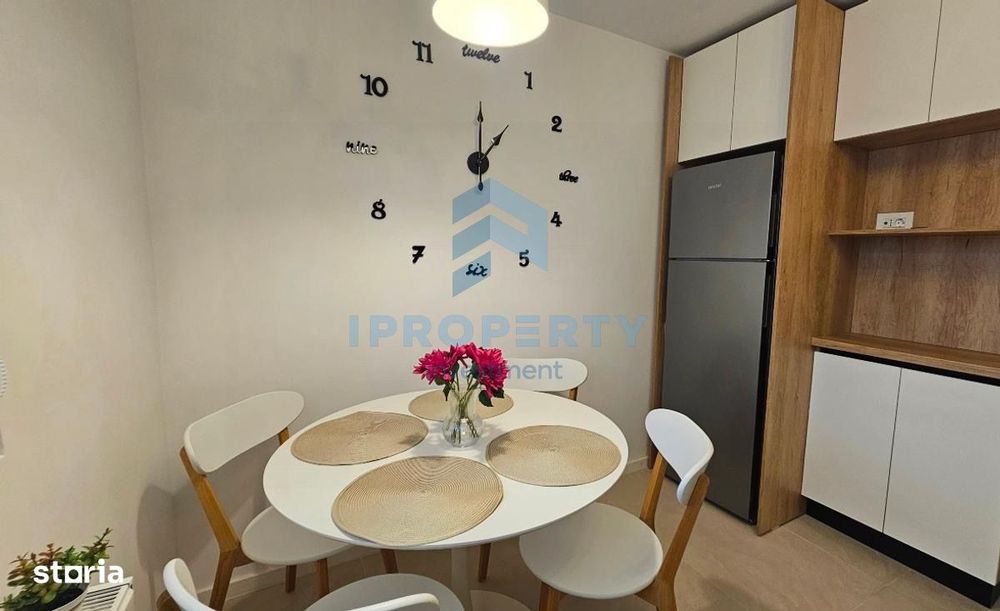 Dristor 2 camere renovat cu balcon si prox. metrou