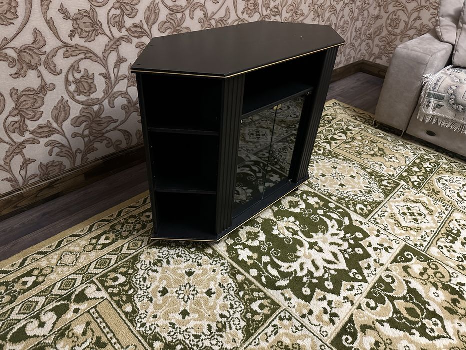 Тумба под телевизор