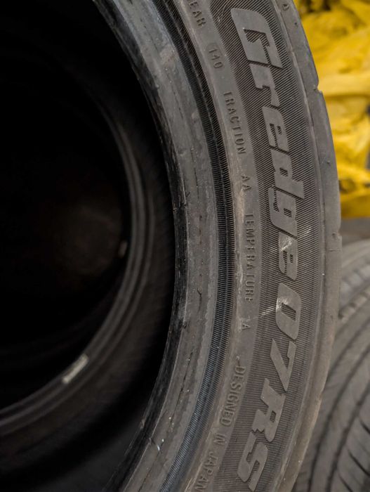 Полусликове Zestino Gredge 07RS  235 40 17