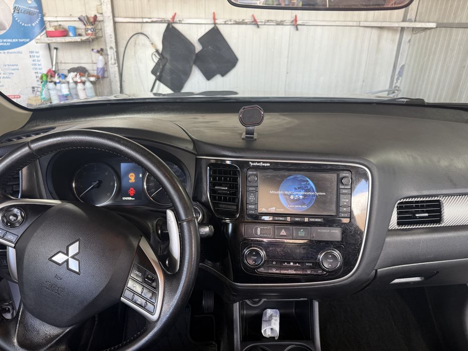 Mitshubishi outlander 4x4