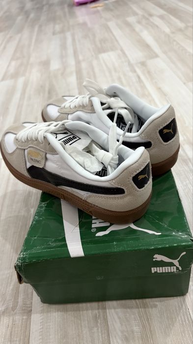 Продам кеды женские